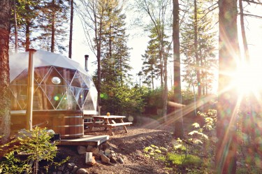 Ridgeback Lodge Glamping Domes And Cozy Log Cabins